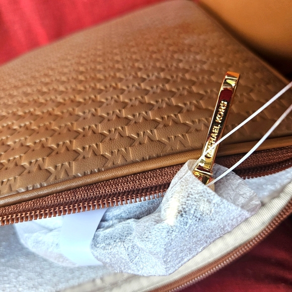 Michael Kors Kali Large Shoulder Tote W/ Laptop Case Vegan Leather Luggage - Picture 12 of 14